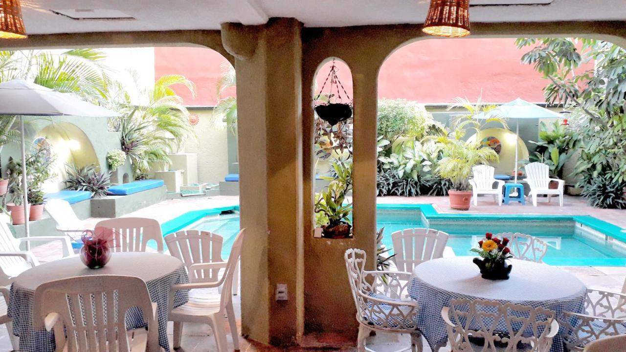 Solimar Inn Suites Zihuatanejo Ngoại thất bức ảnh