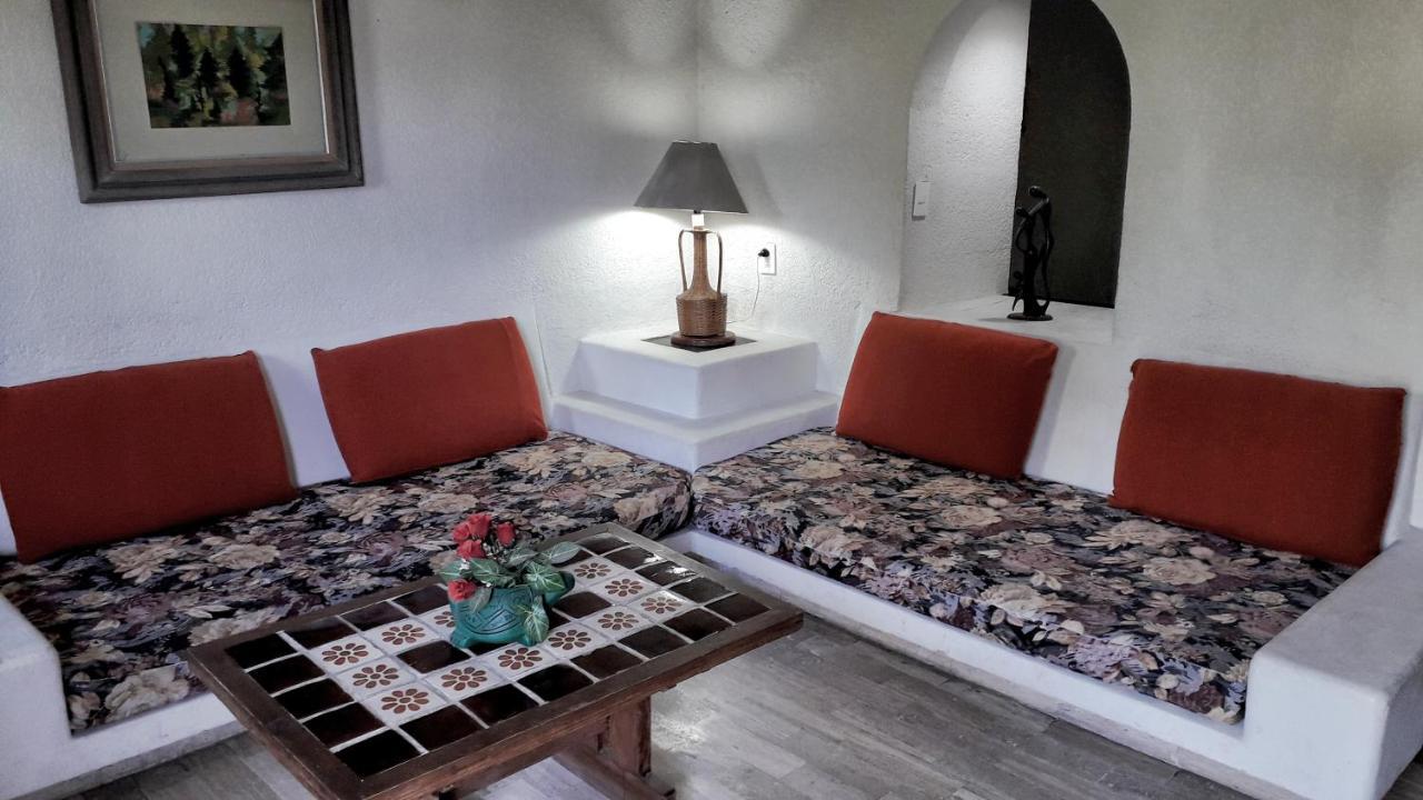 Solimar Inn Suites Zihuatanejo Ngoại thất bức ảnh