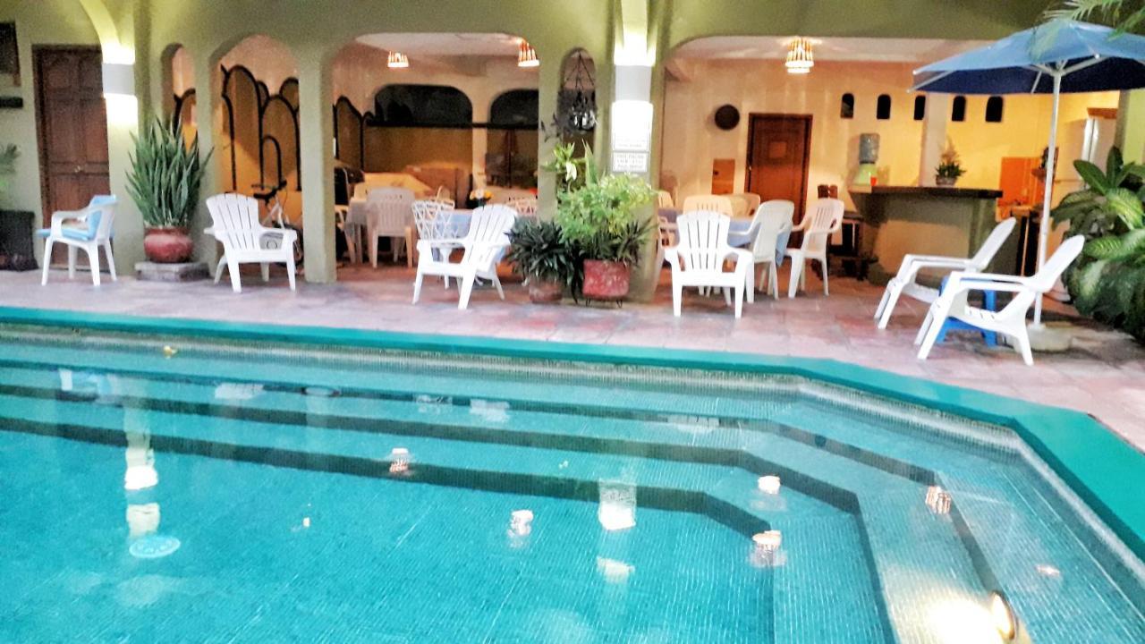 Solimar Inn Suites Zihuatanejo Ngoại thất bức ảnh